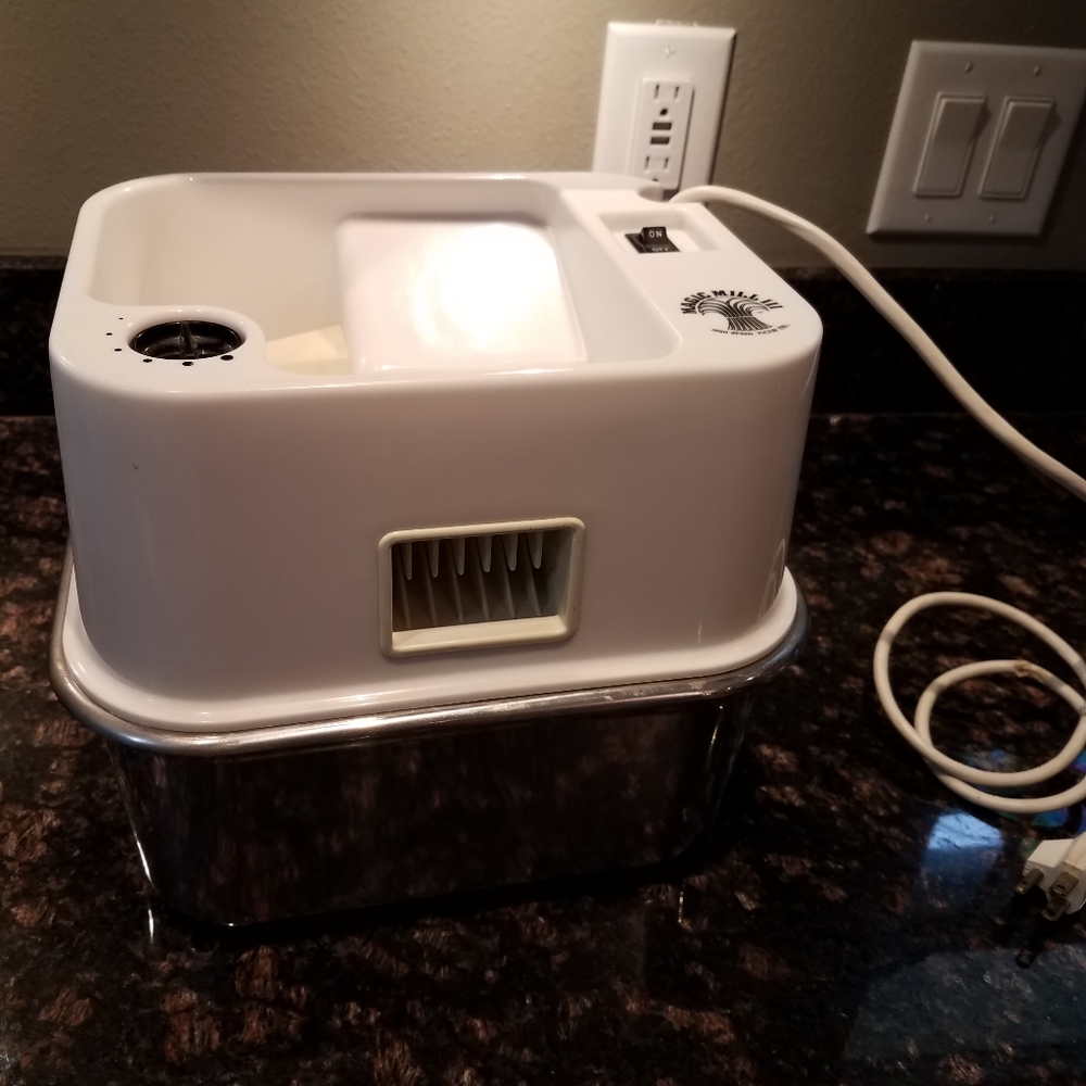 Magic mill III wheat flour grinder # 100